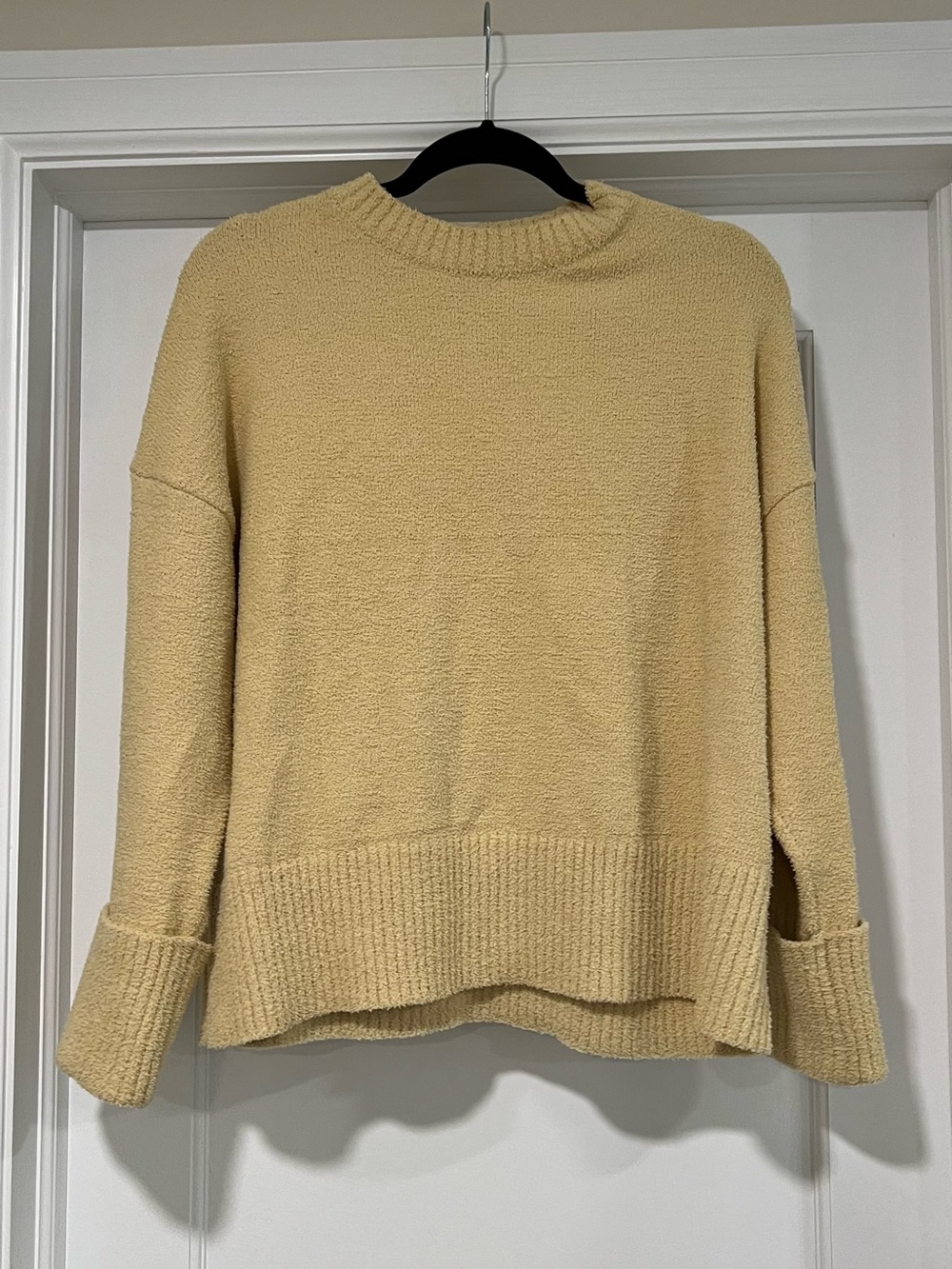 Relaxed Scoop-Neck Women's Sweater in Soft Cream
